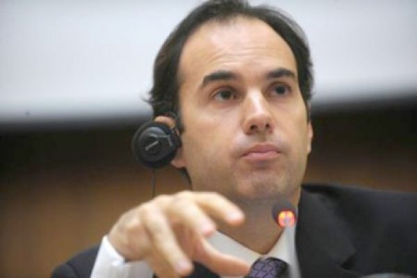 FMI şi autorităţile române vor discuta a doua rectificare a bugetului pe 2014